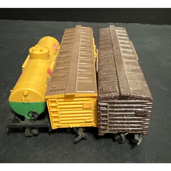 Lot Of 3 HO Scale Box Freight Tanker Western Pacific Chicago Midland Dupont - Picture 5 of 6